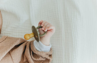 Best Pacifiers For Breastfed Babies